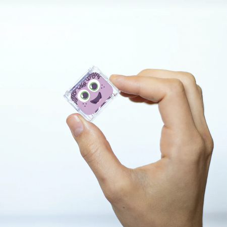 Jucarie senzoriala luminoasa Lumi Glo Cube, 3 ani+, Mov, Glo Pals 663072