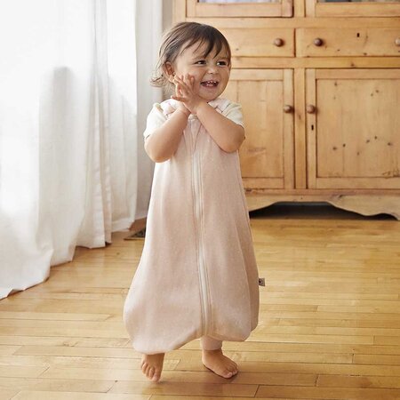 Sac de dormit din Bumbac On The Move 1 Tog, Rose Hearts, 6-18 luni, Ergobaby 595134