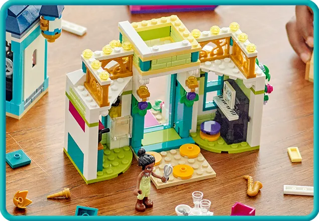 Aventtura la piata a Printesei Disney, +6 ani, 43246, Lego Disney