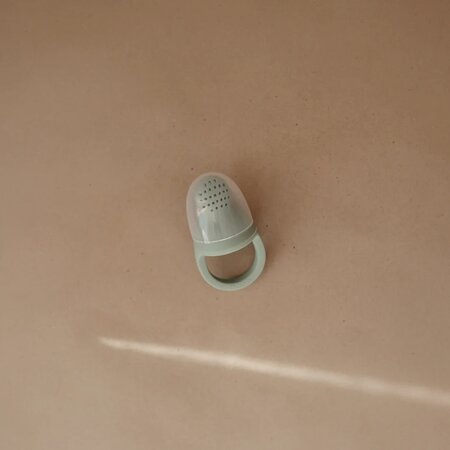 Dispozitiv de hranire tip suzeta, 2 bucati, Cambridge Blue, Mushie 605072