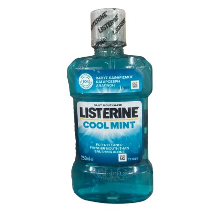 Apa de gura Listerine Cool Mint, 250 ml, Johnson&Johnson