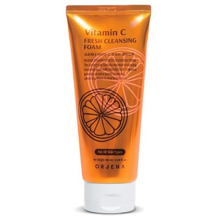 Spuma de curatare cu Vitamin C Fresh Cleansing Foam