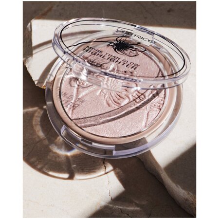 Pudra iluminatoare More Than Glow Highlighter, 020 Supreme Rose Beam, 5.9 g, Catrice 621572
