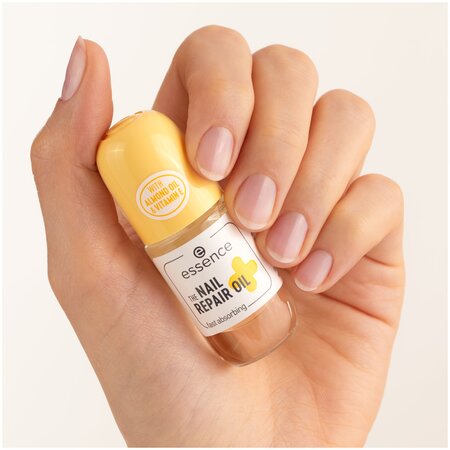 Ulei pentru repararea unghilor si cuticulelor The Nail Repair, 8 ml, Essence 624540