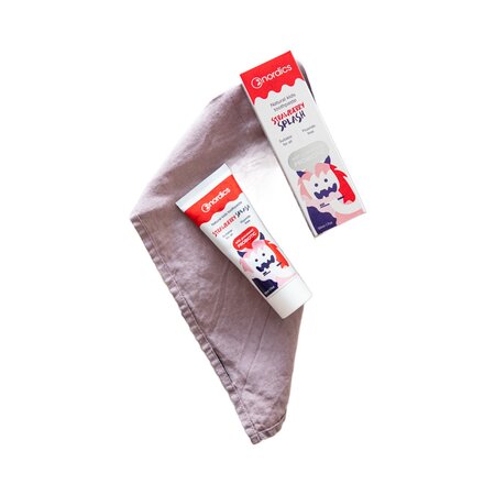 Pasta de dinti cu capsune si probiotice pentru copii, 50 ml, Nordics 819143