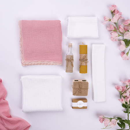 Set trusou muselina, 8 piese, +0 luni, Roz/Alb, Twindeco 631360