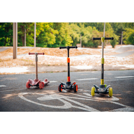 Trotineta pentru copii ultrapliabila pana la 50 kg Timy, 3+ ani, Orange Black, Lionelo 637480