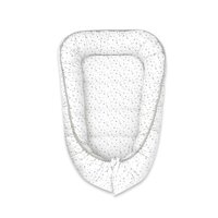 Cosulet bebelus pentru dormit Baby Cocoon, Mini Gray Stars, 75x55 cm, MimiNu