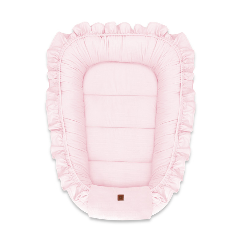 Cosulet pentru bebelus cu volanase Baby Nest, Pink, 55 x 75 cm, MimiNu