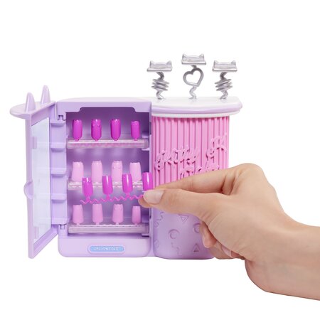 Set papusa cu accesorii OMG Sweet Nails Kitty k Cafe, + 3 ani, L.O.L Surprise 640153