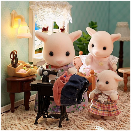 Set 4 figurine Familia Capritelor Sylvanian Families, +3 ani, Epoch 640856