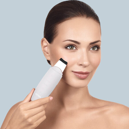 Dispozitiv pentru curatare faciala 9 in 1 MicroCurrent kin Scrubber&Blackhead Remover, Starlight, Geske 646162