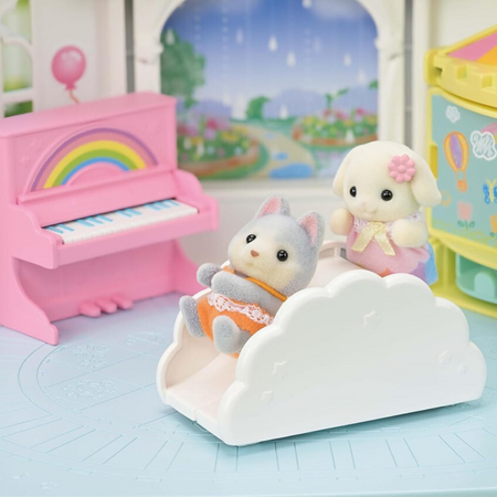Loc de joaca Castel culori vesele Sylvanian Families, 3 ani+, Epoch 647740