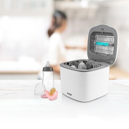 Sterilizator UV pentru biberoane, cu functie de uscare, Reer 649936