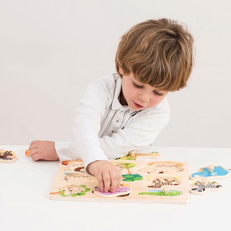 Puzzle din lemn pentru copii Safari, 2 ani+, 9 piese, New Classic Toys 651019