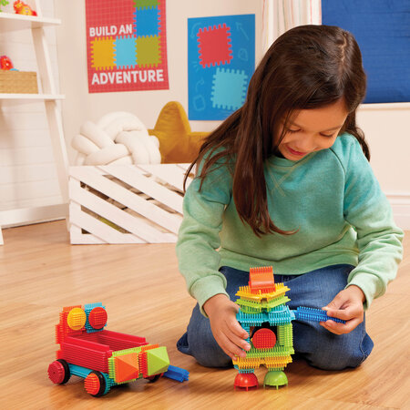 Set 50 cuburi de construit senzoriale, 2 ani+, Battat 819419