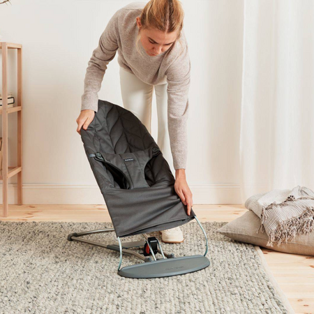 Balansoar Bliss cu aspect delicat de petala, 3,5 - 13 kg, Antrachite, BabyBjorn 652798