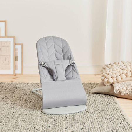 Balansoar Bliss cu aspect delicat de petala, 3,5 - 13 kg, Light Grey, BabyBjorn 652841