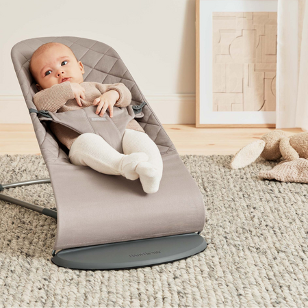 Balansoar Bliss cu bara de jucarii inclusa, 3.5 - 13 kg, Sand Grey, BabyBjorn 652865