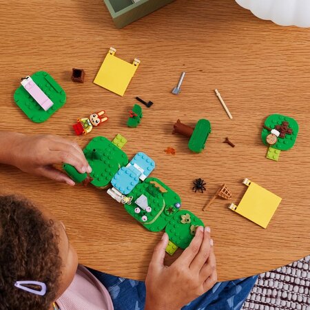 Activitatile in aer liberale lui Bunnie Animal Crossing, 6+ ani, 77047, Lego 654571