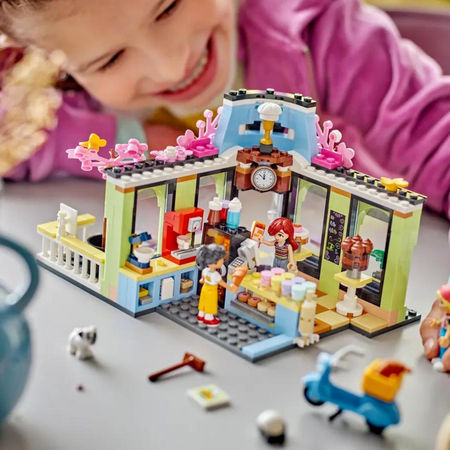 Cafenea din orasul Heartlake, 6+ ani, 42618, Lego Friends 656361