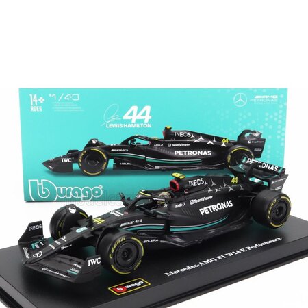 Masinuta Mercedes-AMG F1 W14 E Performance cu casca Lewis Hamilton, 14 ani +, 1:43, Bburago