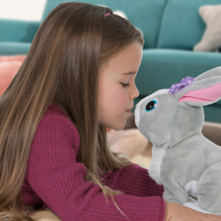Plus interactiv Iepurasul Betsy, 18 luni+, IMC Toys 671692