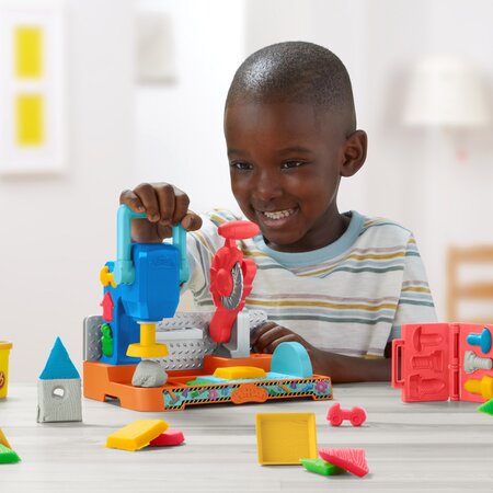 Set plastilina Banc de lucru cu scule, +3 ani, Play Doh 674171