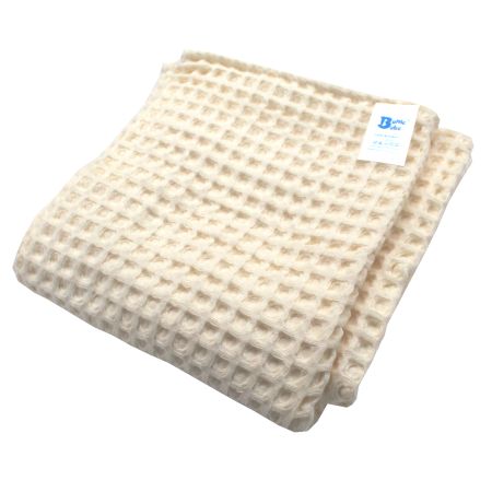 Paturica din poliester Soricel, 90 x 100 cm, + 0 luni, Baltic Bebe