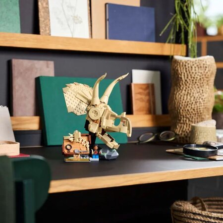 Fosile de dinozaur, craniu de Triceratops Jurassic World, +9 ani, 76969, Lego 677173