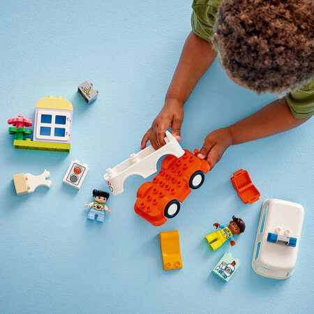 Ambulanta si sofer, 10447, + 2 ani, Lego 679688