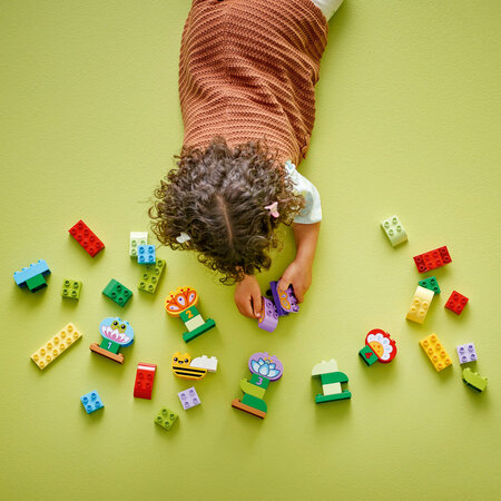 Gradina cu flori creative, 10444, + 2 ani, Lego 681490
