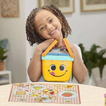 Set pentru picnic si forme, +3 ani, Play Doh 682257
