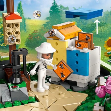Casa apicultorilor si gradina cu flori Friends, 42669, + 12 ani, Lego 682536