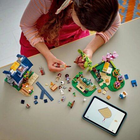 Casa apicultorilor si gradina cu flori Friends, 42669, + 12 ani, Lego 682538