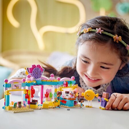 Magazin de dulciuri din orasul Heartlake Friends, + 6 ani, 42649, Lego 682632