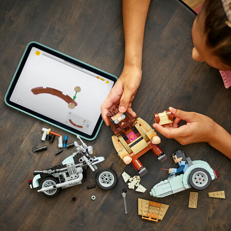 Hagrid si Harry intr-o tura cu motocicleta Harry Potter, + 9 ani, 76443, Lego 683039