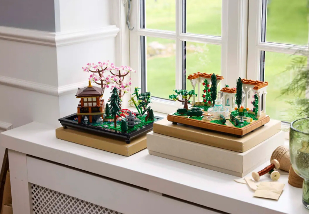 LEGO® Icons - Grădină cu Fântână (10359)