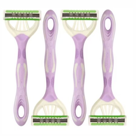 Aparat de ras flexibil cu 3 lame si maner cu parfum flori de cires Xtreme 3 My Intuition Comfort, 4 buc, Wilkinson 687830