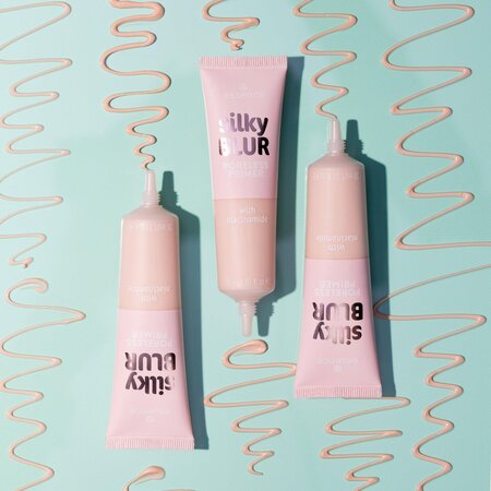 Primer lichid Silky Blur Poreless, 30 ml, Essence 690404