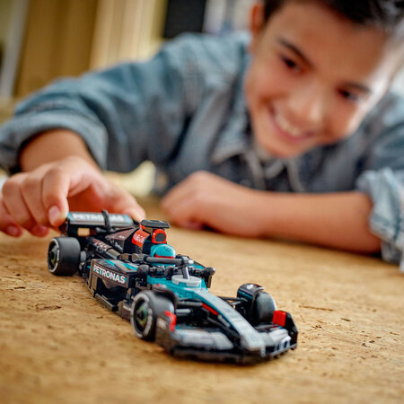 Masina de curse Mercedes AMG F1 W15 Speed Champions, + 10 ani, 77244, Lego 690879