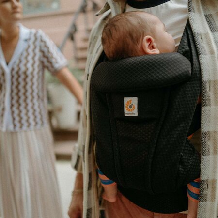 Marsupiu ergonomic Omni Deluxe Mesh, Black, + 0 luni, Ergobaby 698833