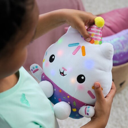 Jucarie plus Sprinkle Party Motanul Briosel, 25 cm, 3 ani+, Gabby's Dollhouse 702460