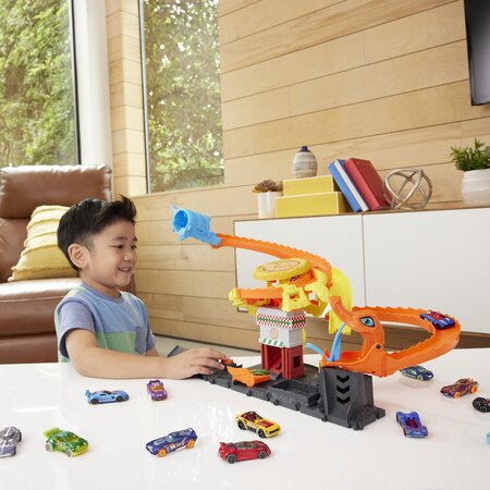 Set de joaca Pizzerie si Cobra, 3 ani+, Hot Wheels 702740