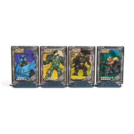 Figurina Batman DC, 10 cm, Eroii Metal Force, + 4 ani, Spin Master 705106