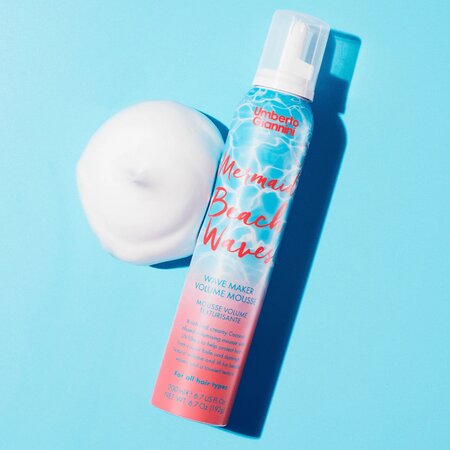 Spuma pentru volum si texturarea parului cu filtru UV Beach, 200 ml, Umberto Giannini 709952