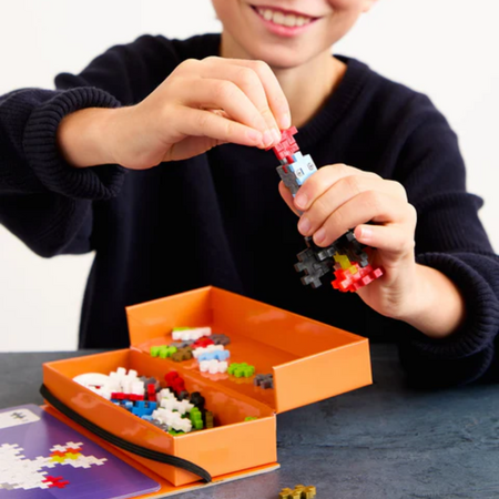 Set de activitati, Spatiu, 5 ani+, 125 piese, Plus-Plus 716594