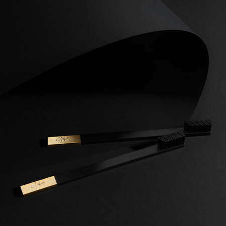 Periuta de dinti Gold, Black, Soft, 1 bucata, Apriori 724828