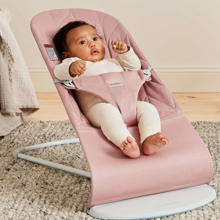 Balansoar din tesatura matlasata cu bara de jucarii Bliss, Dusty Pink, 0 luni+, BabyBjorn 726763