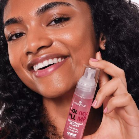 Primer pentru netezire Bouncy Plump, 30 ml, Essence 726897